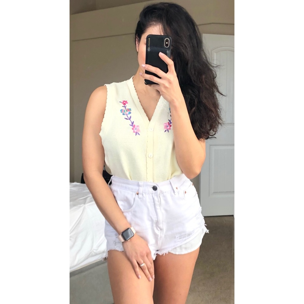 Vintage Y2K Grandma Floral Embroidered Knit Vest